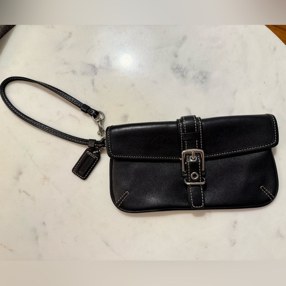 Coach Black Leather Vintage Y2K Soho Wristlet NWOT - Picture 1 of 10